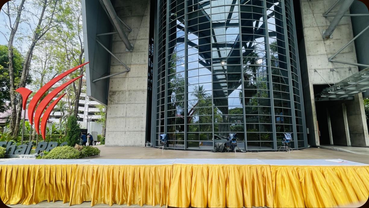 จุดรับบริจาคหน้าอาคาร A ไทยพีบีเอส