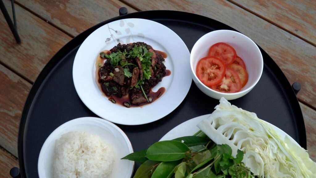 อยู่ดีกินลำ